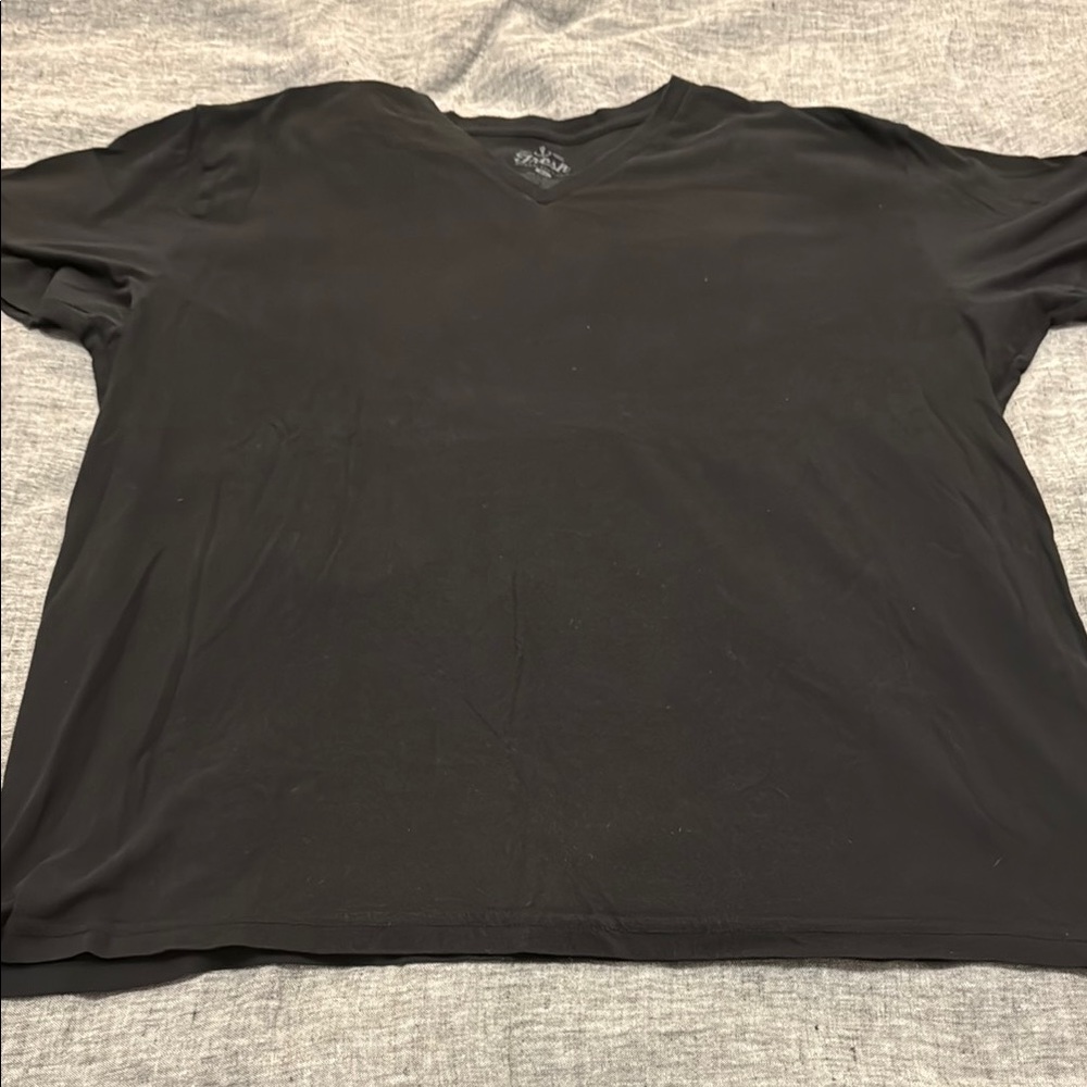 Fresh Clean Tees Men's Black V-Neck Tee